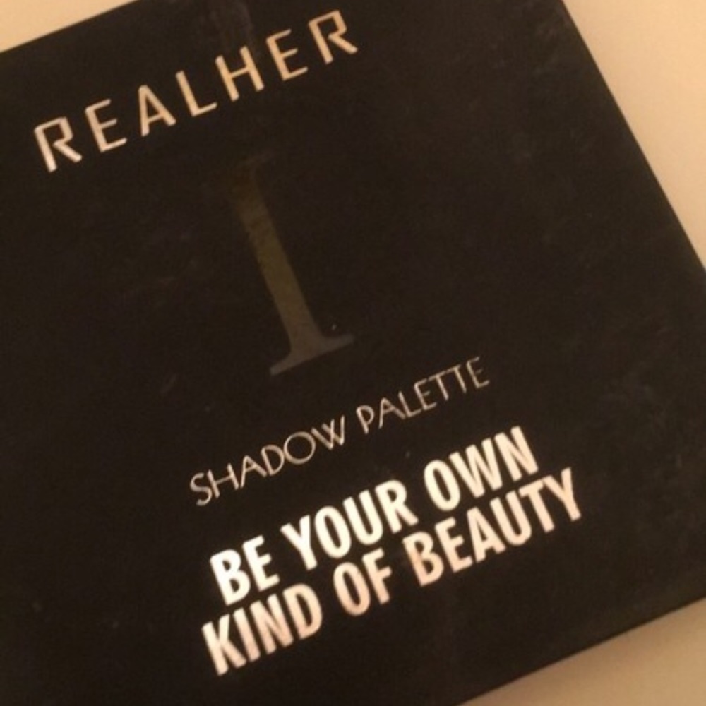 Real her shadow pallet
